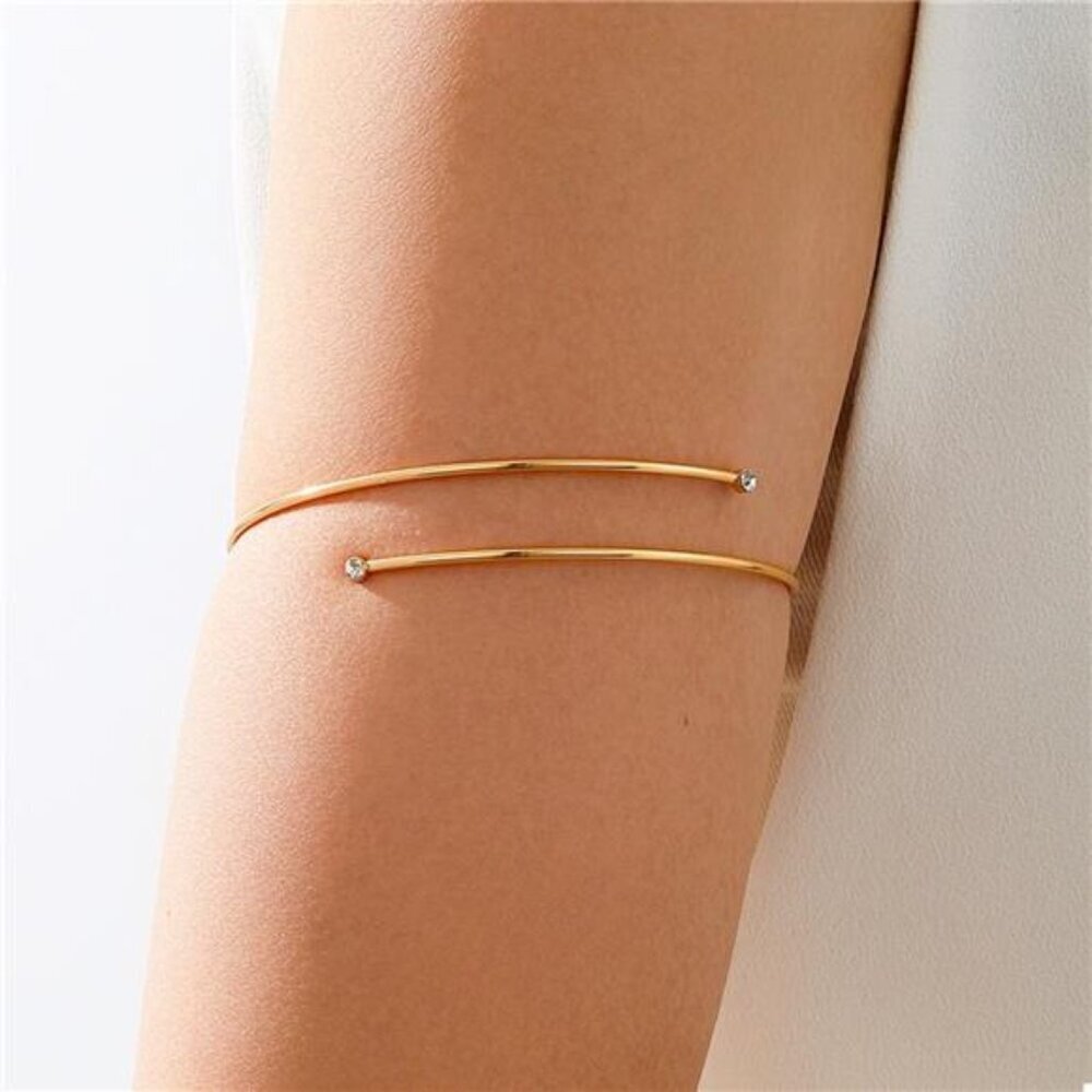 Delicate Gold Wire Upper Arm Bracelet
